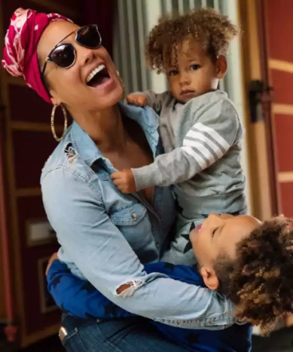 Singer Alicia Keys Shows Off Her Adorable Children